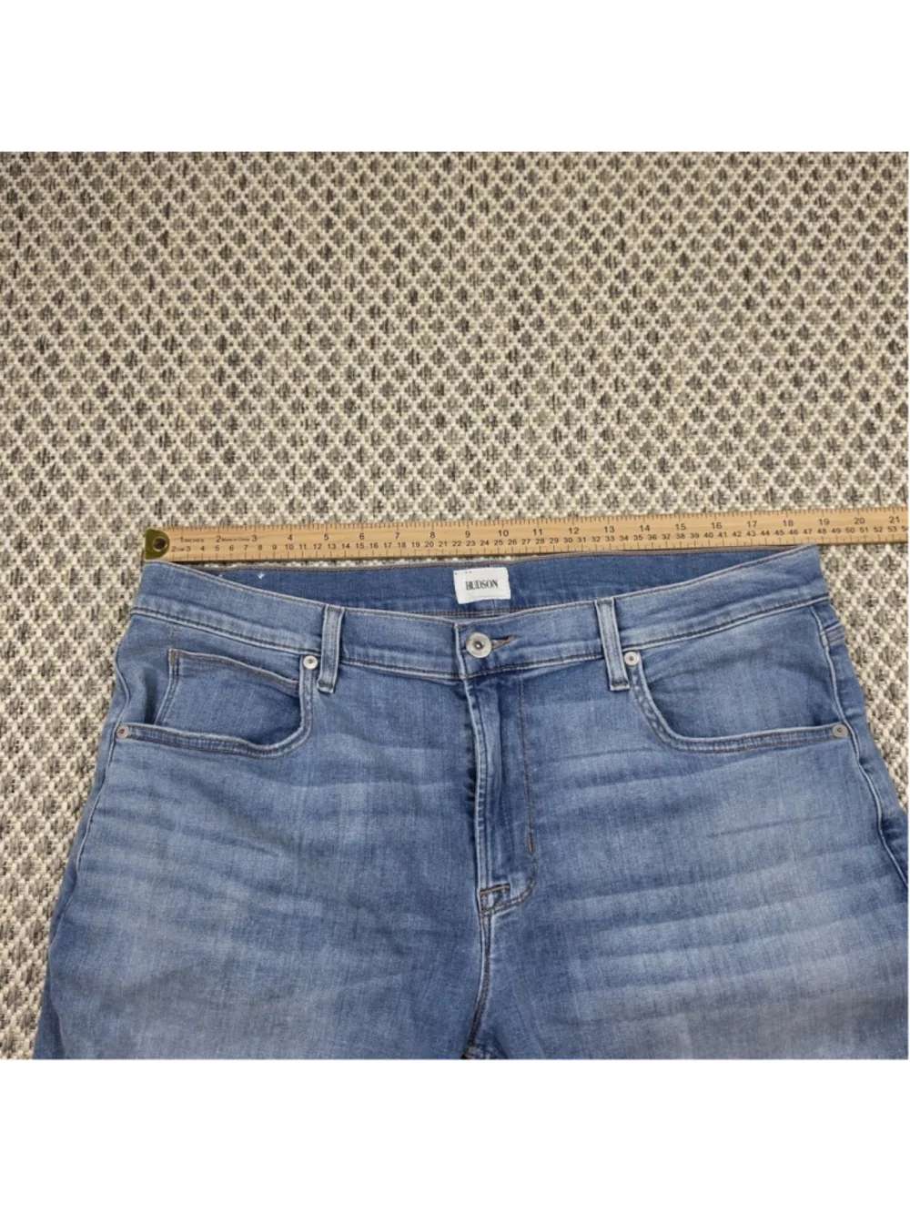 Hudson Blake Slim Straight Jeans Mens Size 38 Light Wash Premium Denim